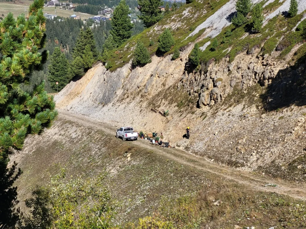 Vue éloignée du talus