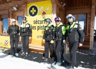 les pisteurs secouristes à Méribel (Société des 3 vallées)